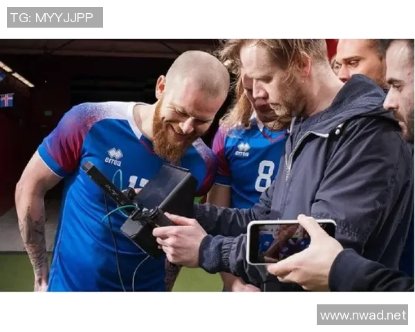 足球明星背后的残酷真相揭示了他们不为人知的艰辛与挑战 足球明星背后的残酷真相揭示了他们不为人知的艰辛与挑战